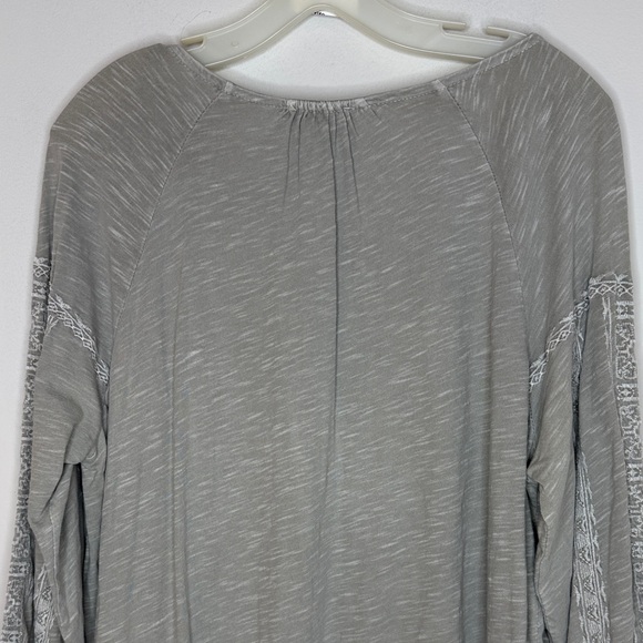 Lucky Brand Women's Embroidered Light Gray Boho Peasant Style Blouse - Picture 6 of 16